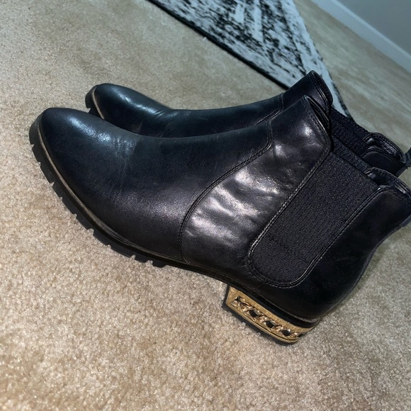 Karl Lagerfeld Simone Bootie - Picture 6 of 6